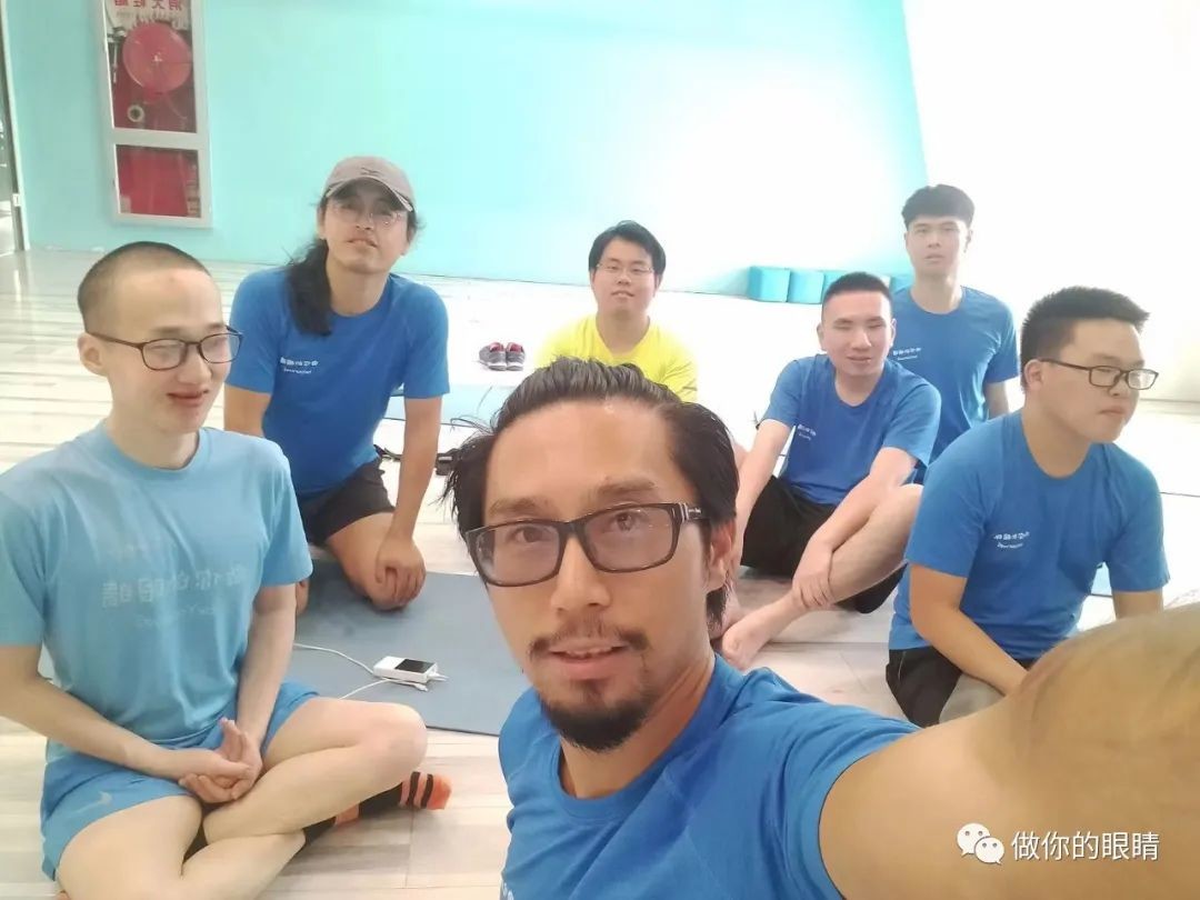 线上活动结束后的自拍合照Webinar selfie